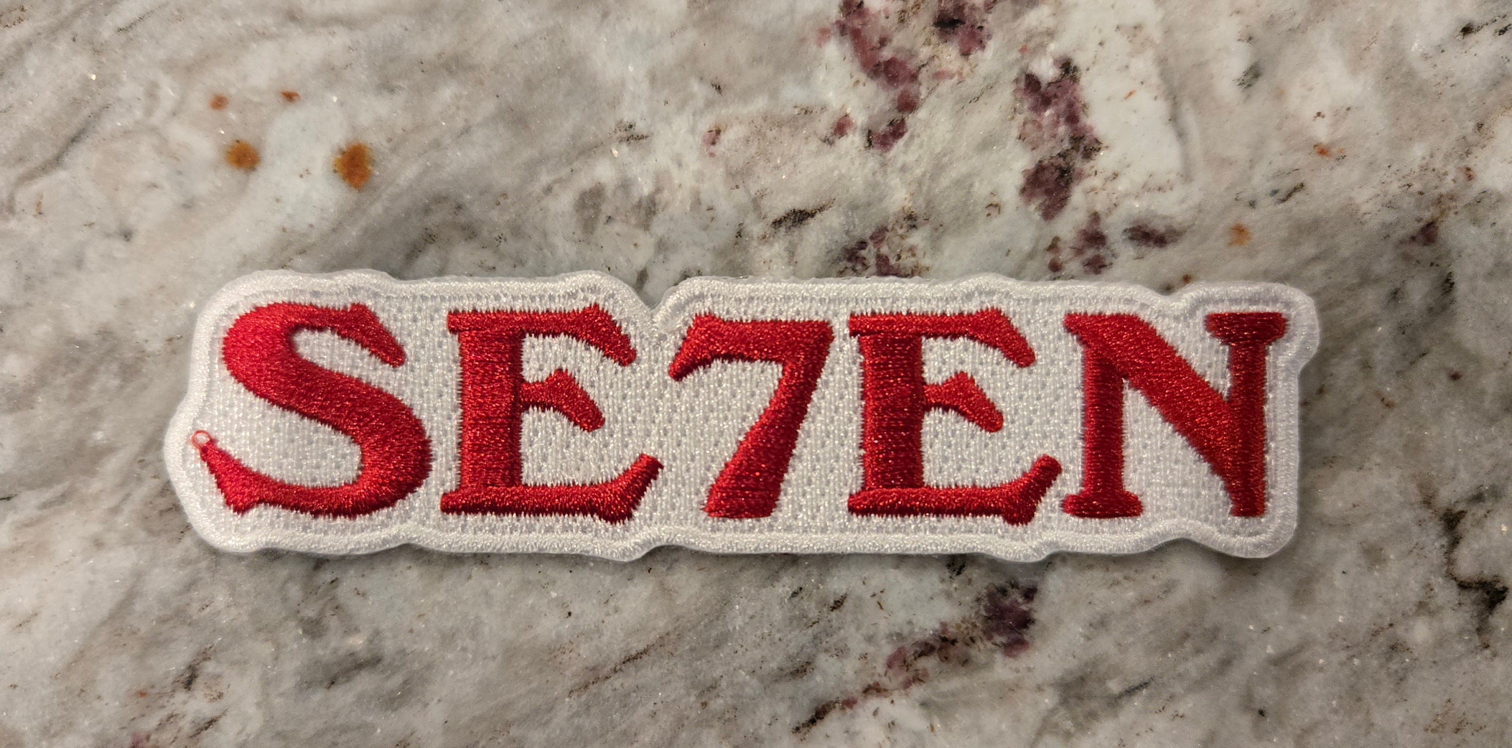 Toppe Ricamate Personalizzate – Lettera "O" Rossa Con Bordo - Foto 6