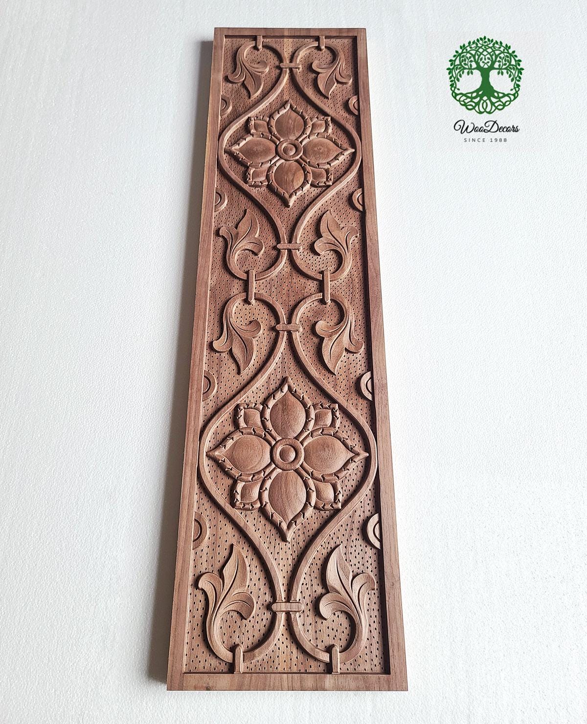 ヴィンテージのつる葉彫刻木製パネル、幅7-1/2インチ×高さ28-1/4インチ