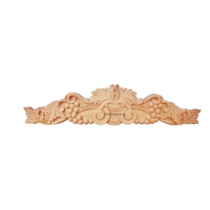 Antique Style Grape Vine Carved Wood Applique,  19&quot;Wx4-1/8&quot;H