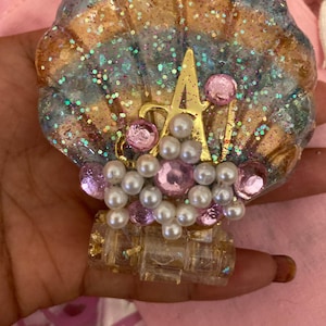 Custom Seashell Pocket Mirror| Beach Theme| Vanity Mirror| Mermaid Resin Compact Mirror|Personalized Clam Shell Mirror