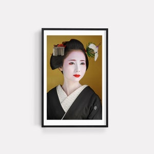 Japanese Geisha Portrait Art Print – Mamehana of Gion