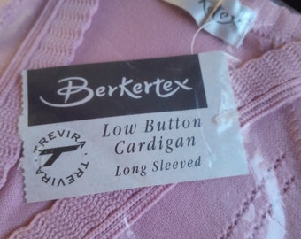 Cardigan vintage Berkertex pour femme pour Littlewoods, taille 20 rose foncé.