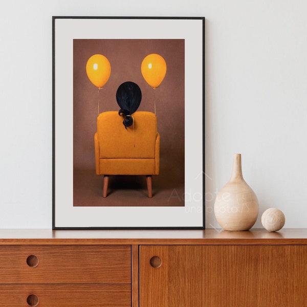 Photographie originale signée, en édition limitée. Décoration murale conceptuel, portrait, ballon, ton jaune marron sur papier d'art naturel