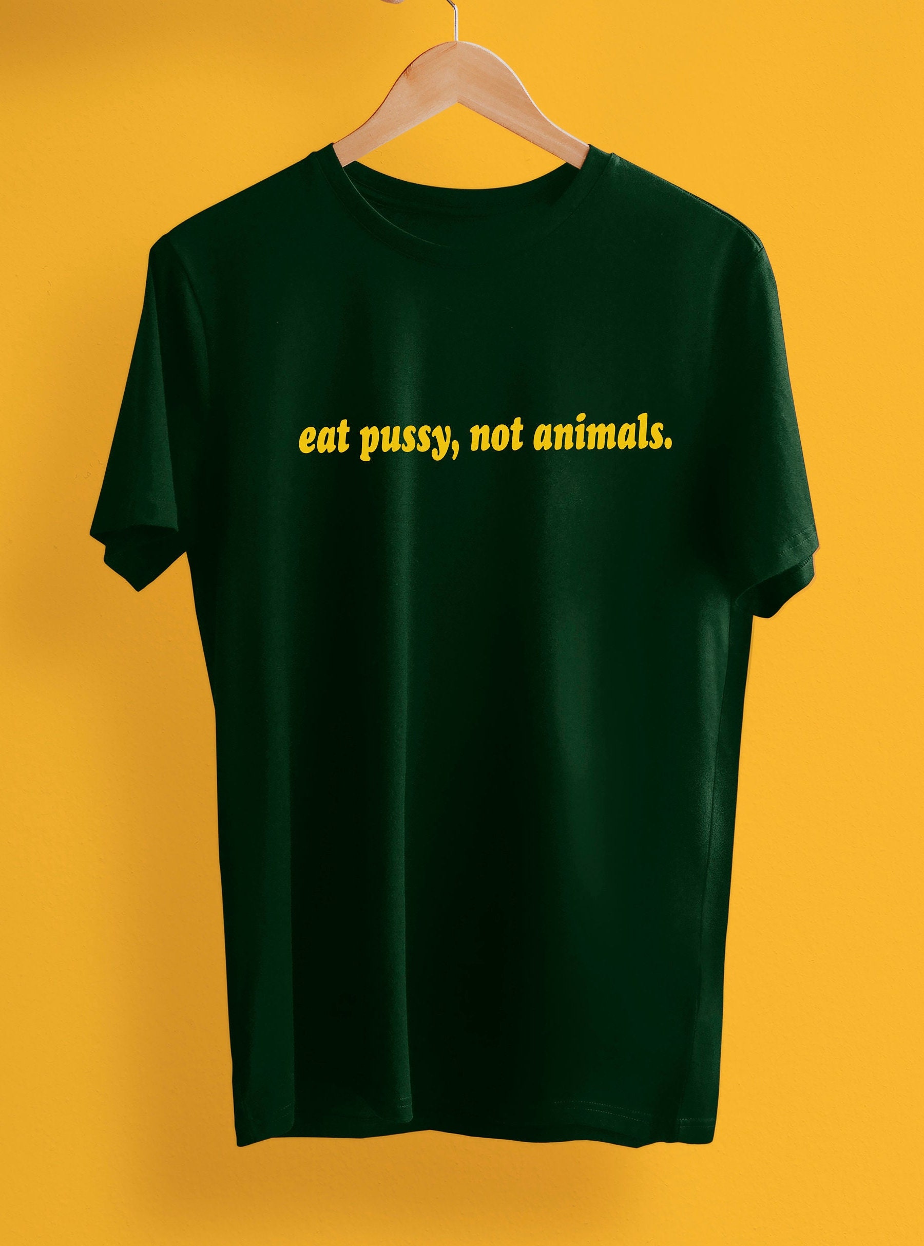 Maglietta Canottiera Donna Divertente Vegana 'Eat Pussy Not Animals' In Cotone 100%