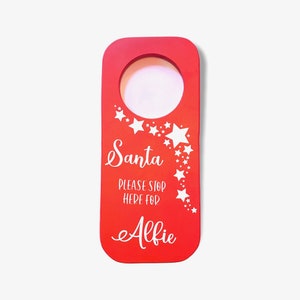 Customisable Santa Please Stop Here Bedroom Door Hanger | Children&#39;s Christmas Decorations| Personalised Christmas Decor