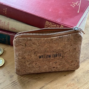 Nutley Cork Coin Zip Purse Liège naturel avec doublure en coton Willow Earth Fabriqué à la main durable Vegan Plastic Free Canvas Pouch Accessoire