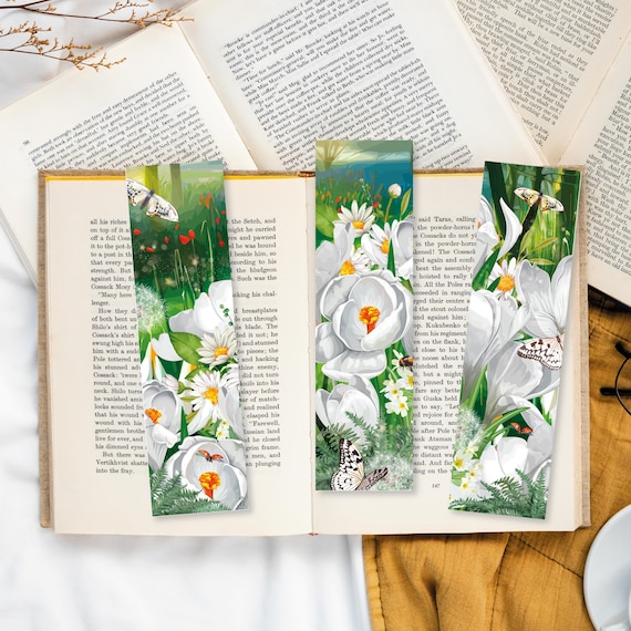 Spring Is Coming Bookmark Set • Papeterie Printanière | Illustrated Season Bookmarks | Book Lover Gift | Cozy Spring Reading Gift