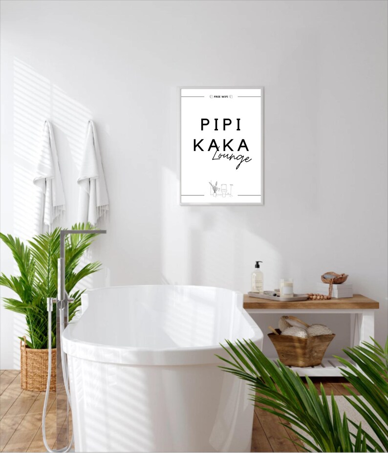 Minimalistisches Badezimmer Poster in Schwarz-Weiß mit dem Spruch Pipi Kaka Lounge und Free Wifi Symbolen sowie einer Toiletten-Strichzeichnung. Lustiges Gäste WC Wandbild Pipi Kaka Lounge.