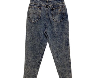 Vintage Chic acid wash mom jeans