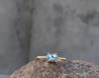 Anillo de topacio azul natural - Anillo de plata de ley 925 - Anillo de topacio azul, piedra de nacimiento - Anillo de regalo - Joyería de topacio azul - Anillo de piedra de nacimiento