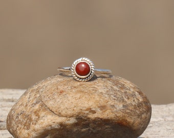 Anillo de plata de ley 925 - Anillo de jaspe rojo natural - Anillo de plata hecho a mano - Anillo de jaspe - Joyería de plata - Joyería de jaspe - Regalo para niñas