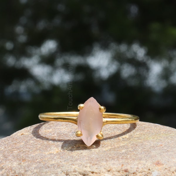 Natural Rose Quartz Ring - 925 Sterling Silver Ring - Gold Ring - Rose Quartz Jewelry - Handmade Silver Jewelry - June Birthstone Ring