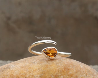 Anillo de citrino natural' Anillo de plata de ley 925' Piedra de nacimiento de noviembre' Anillo de citrino amarillo' Joyería de citrino' Anillo facetado en forma de pera' Citrino en forma de pera