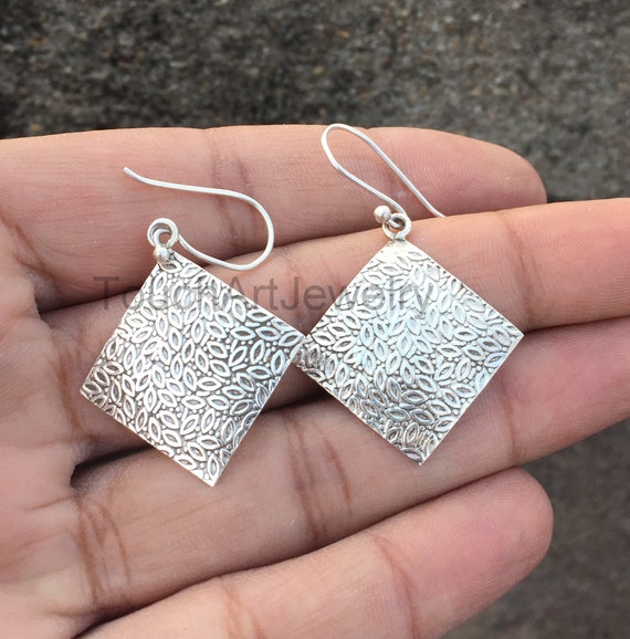 Triangle Rose Quartz Earrings Hammered Rose Gold-plated Sterling Silver Triangle Rose Quartz Earrings Hammered Rose Gold-plated Sterling Silver