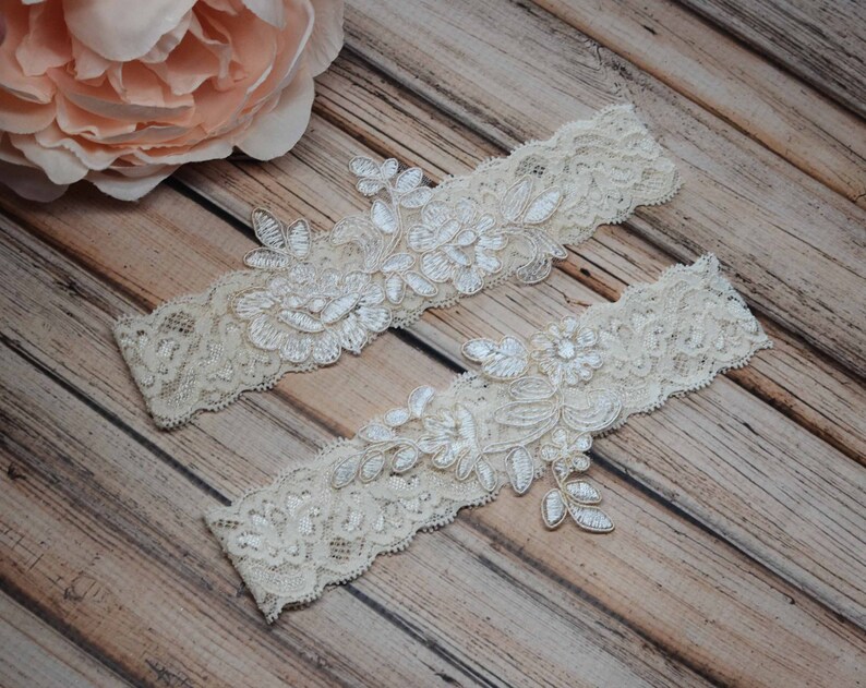Ivory Garter Set Ivory Lace Garter Belt Wedding Garter Set Etsy