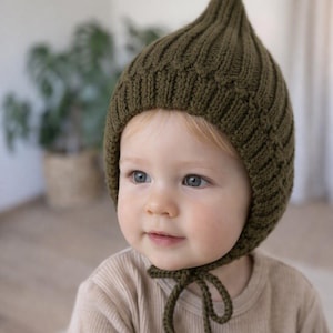Hand-knitted merino wool baby bonnet, Pixie bonnet, newborn photography prop in Christmas style