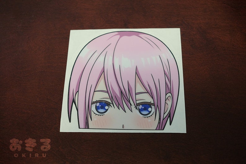 Ichika Nakano Peeker