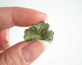 Besednice Moldavite 2,93 g |  Exclusive Moldavite from Besednice Jezkovna mined in 2006 | Raw natural Czech Moldavite | Angel chime