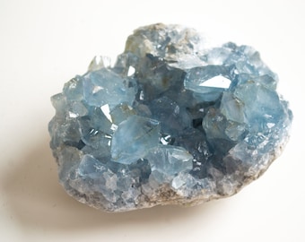 Celestite geode cluster from Madagascar - 467 gram | Lush blue crystal top AAA quality