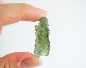 3,75 g Besednice Moldavite (original Besednice Jezkovna mine) | Raw natural Czech Moldavite | Angel chime | Old collection (mined in 2006)