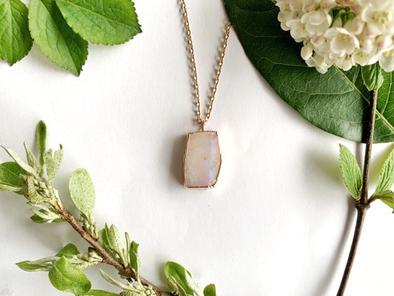Raw rainbow moonstone pendant necklace | Connection to the moon and divine feminine | Healing crystal jewellery | Electroformed pendant