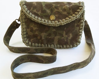 Handbag in suede leather pattern military camouflage