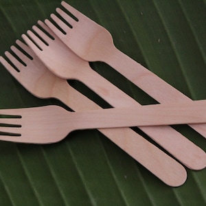 100 Wooden Forks // Eco-friendly Forks // Tableware// Table decoration // Picnic cutlery // Birthday Parties