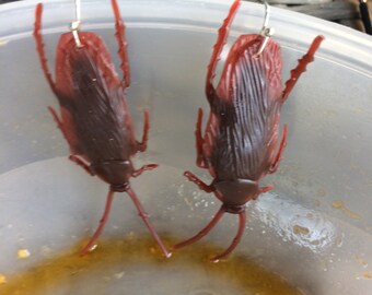 Novelty Earrings: Disgusting Roaches