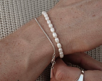 Herren Perlen Armband 925er Sterling Silber echte Süßwasserperlen größenverstellbar handgefertigt inkl. Geschenkbox