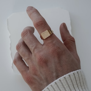 Golden men's ring signet ring 925 sterling silver gold plated angular handmade solid minimalist modern men's jewelry with gift box