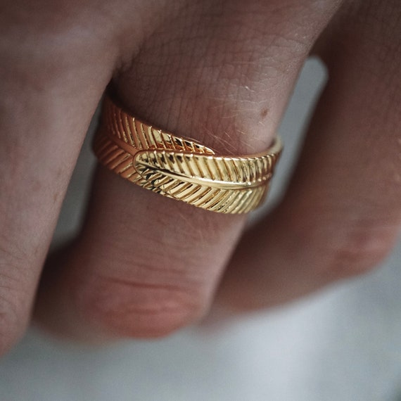 Contemporary Gold Women Fancy Ring