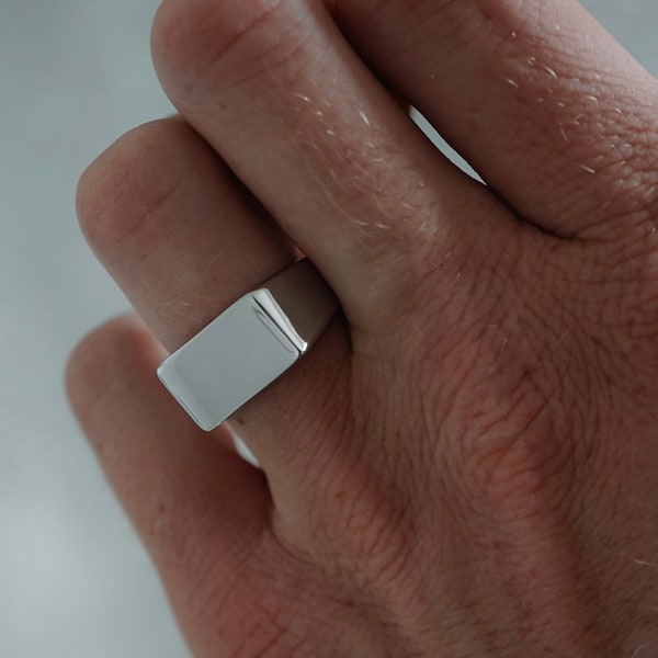 Edelstahl Ring Silber Männerring Siegelring minimalistisch eckig handgemacht mit Geschenkbox modernes Design für zeitlose Eleganz