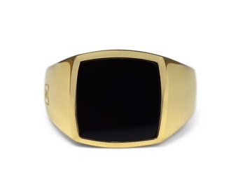 Signet Ring Men Gold handmade ring black onyx stone 925 sterling silver gold plated polished square | Sprezzi Fashion Men&#39;s Jewelry