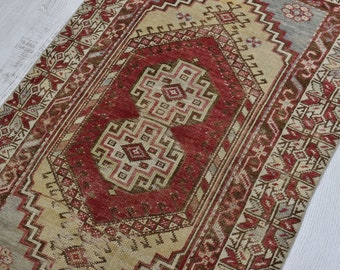Turkish Rug , vintage rug , antique rug , area rug , kilim rug , oushak wool rug , rustic home decor, primitive rug, 4.2 x 2.8 feet