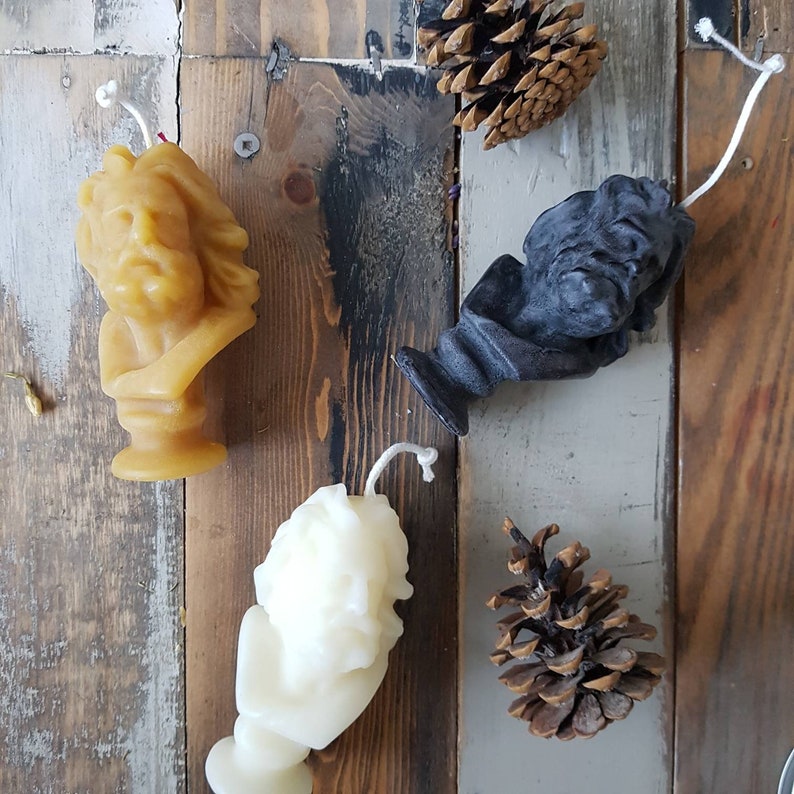 Classic Deco Handmade beeswax Made in Canada Eco friendly Deco Statue of bearded man beeswax candle Home decoration. 100/% pure beeswax