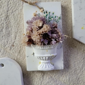 Scented Plaster Tablet  Essential Oil Diffuser with Dried Flowers
