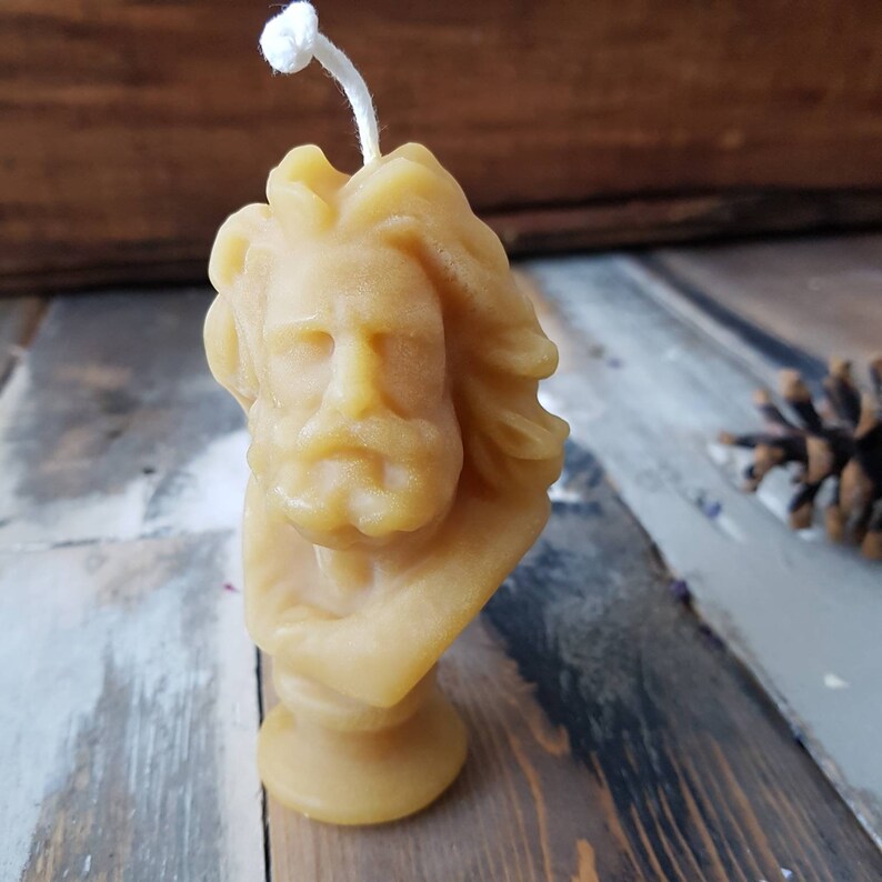 Classic Deco Handmade beeswax Made in Canada Eco friendly Deco Statue of bearded man beeswax candle Home decoration. 100/% pure beeswax