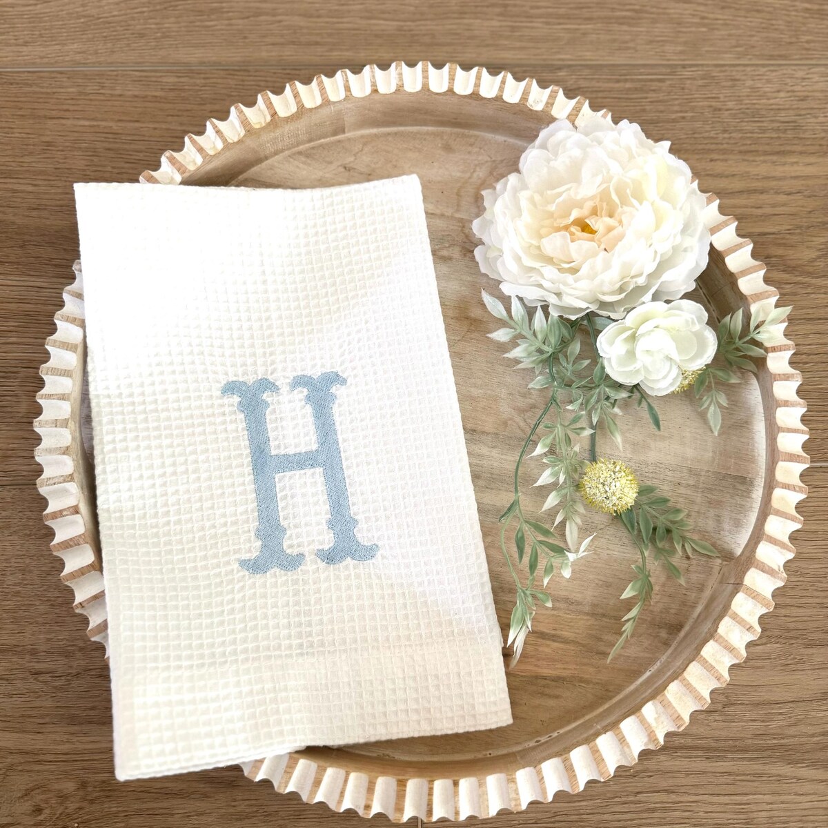Custom Monogrammed Waffle Weave Guest Towel Perfect Addition to Gift Basket or Paired With a Cookbook for the Hostess in Your Life - Etsy
