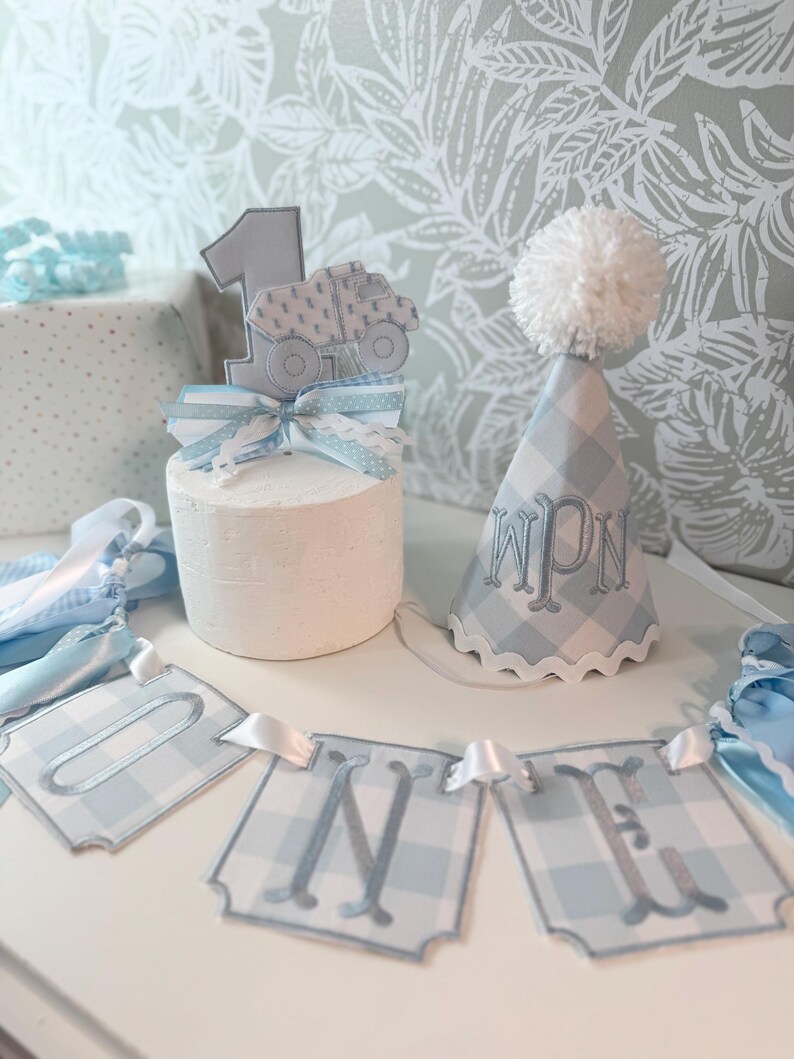 Blue Gingham Birthday Boy Hat and Garland Set: Blue White Party Decor ...