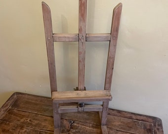 Caballete de mesa de madera antiguo