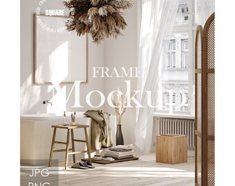 Puede incluir: Una escena de baño luminosa y espaciosa con un gran marco de fotos vacío. La habitación cuenta con una bañera, un taburete de madera y un arreglo floral decorativo seco. El texto "FRAME Mockup" es visible. El suelo es de madera clara.