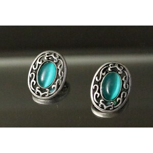 Vintage Green Agate Celtic Knot Post Earrings