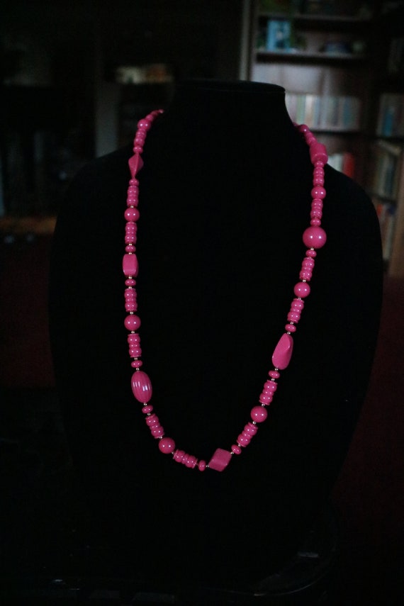 Genuine Lucite Barbie Pink Beaded Necklace Gem