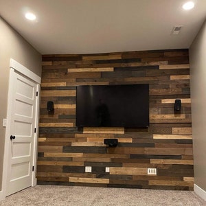 Reclaimed Wood Accent Wall Dark Rustic Blend 10sqft of Pallet Wall image 2