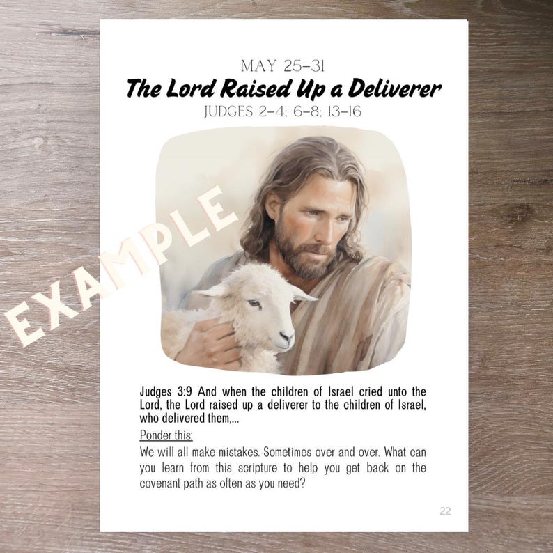 Op de afbeelding: Pagina uit een devotional boek met de tekst "De Heer wekte een Verlosser op". De afbeelding toont een man die een lam vasthoudt. De tekst bevat de data 25-31 mei en een Bijbelvers uit Richteren.