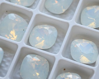 Diamante de imitación cuadrado de ópalo blanco: cristal tallado a la luz de la luna (12 x 12)