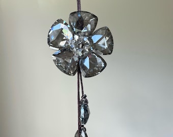 Atrapasueños de flores de cristal estilo bohemio: decoración de ventanas con forma de arcoíris