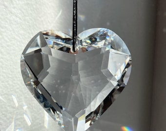 Sun Catcher Heart, Clear Heart Crystal Prism, Rainbow Maker, Window Decor, Car Mirror Charm Sun Catcher,Home Decor, Bohemian Crystal,Gift