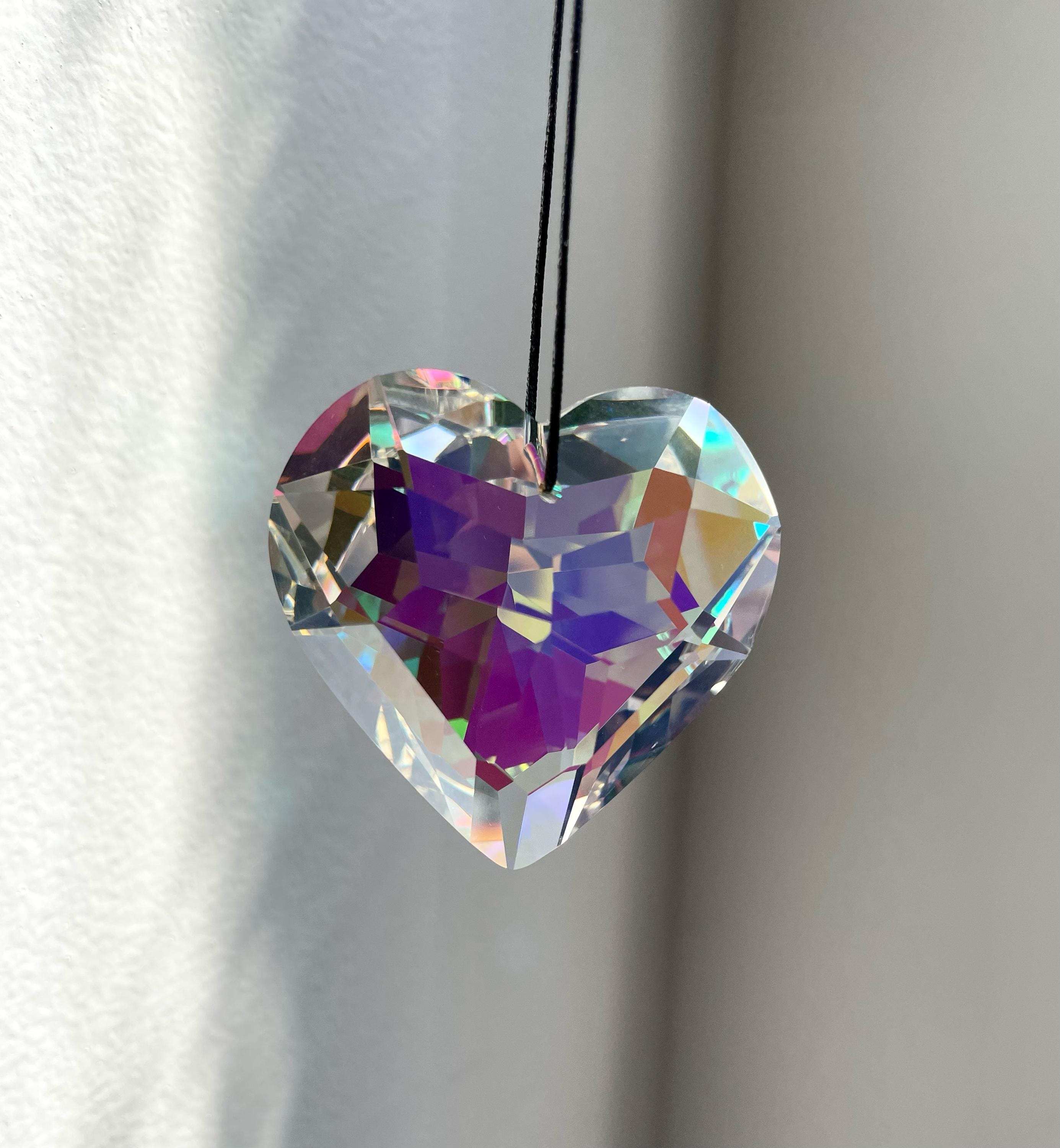 Sun Catcher Heart, Clear AB Heart Crystal Prism, Rainbow Maker, Window Decor, Car Mirror Charm Sun Catcher,Home Decor, Bohemian Crystal,Gift