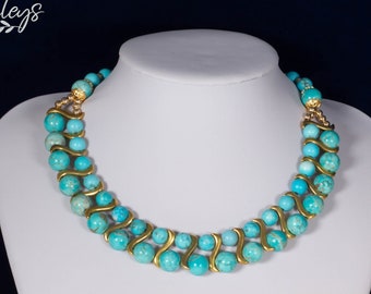 Statement extravagant necklace ladies necklace turquoise magnesite